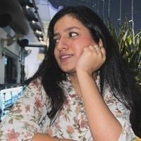 Anisha Searching For Place in Mumbai, Maharashtra, India